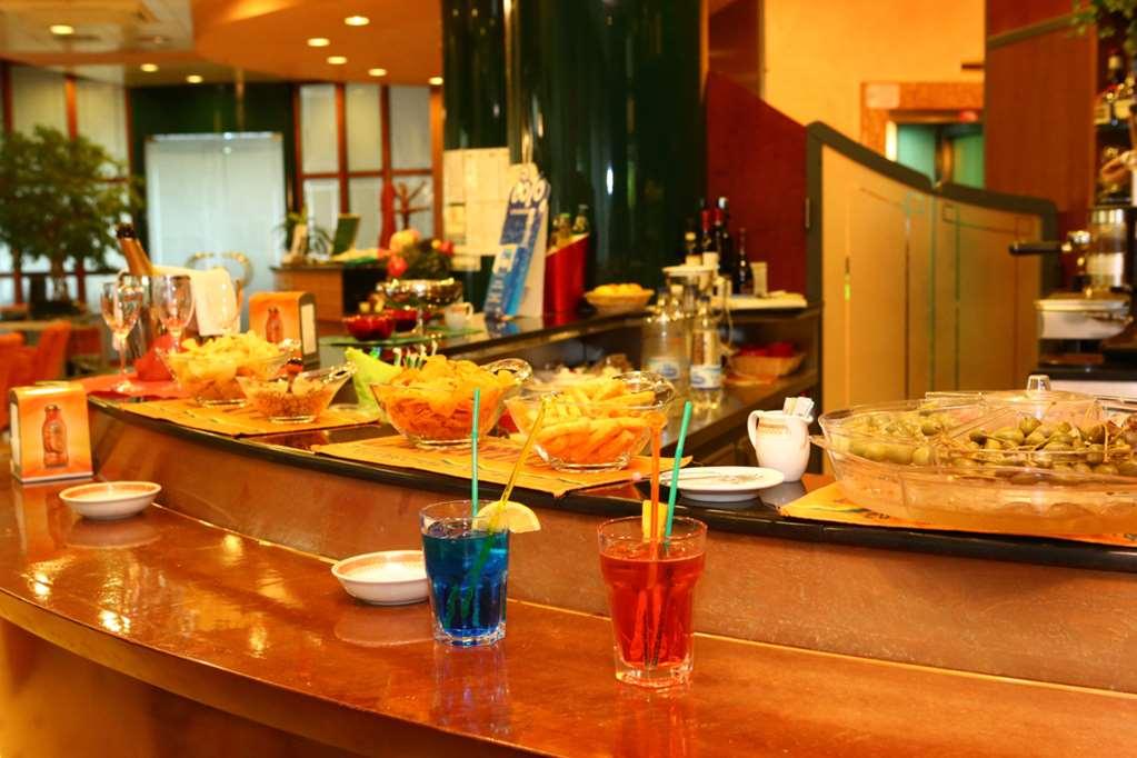 Hotel Le Ville โมดินา ร้านอาหาร รูปภาพ